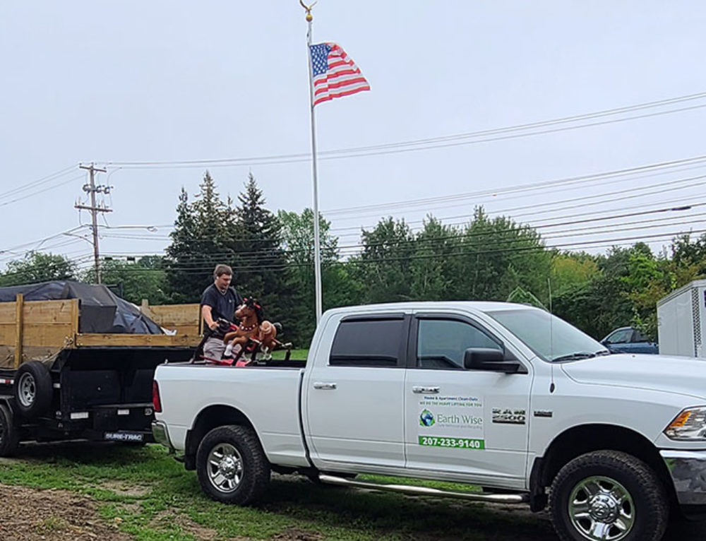 Cleanouts and Junk Removal Why Should You Have Professionals Do It